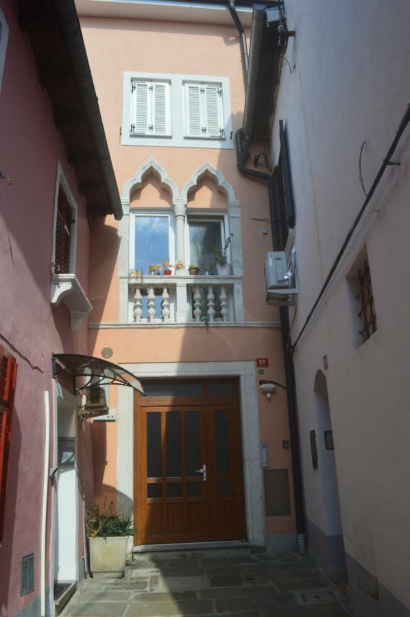Apartment Terra, Koper Center Exteriör bild